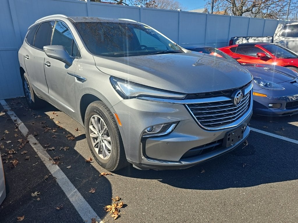 2024 Buick Enclave Essence