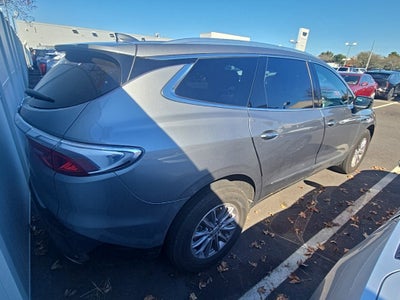 2024 Buick Enclave Essence