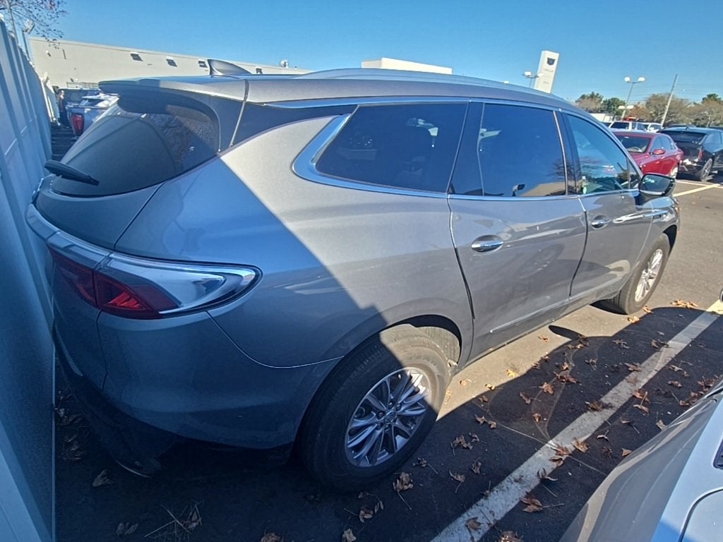 2024 Buick Enclave Essence
