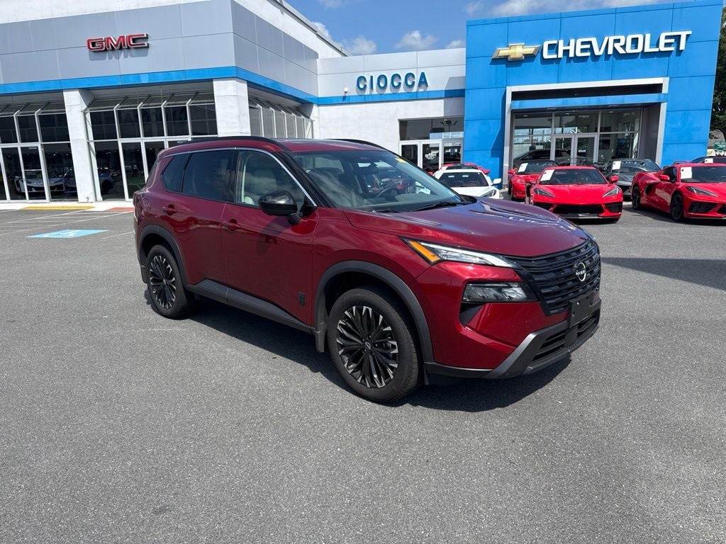 2026 Nissan Rogue Dark Armor