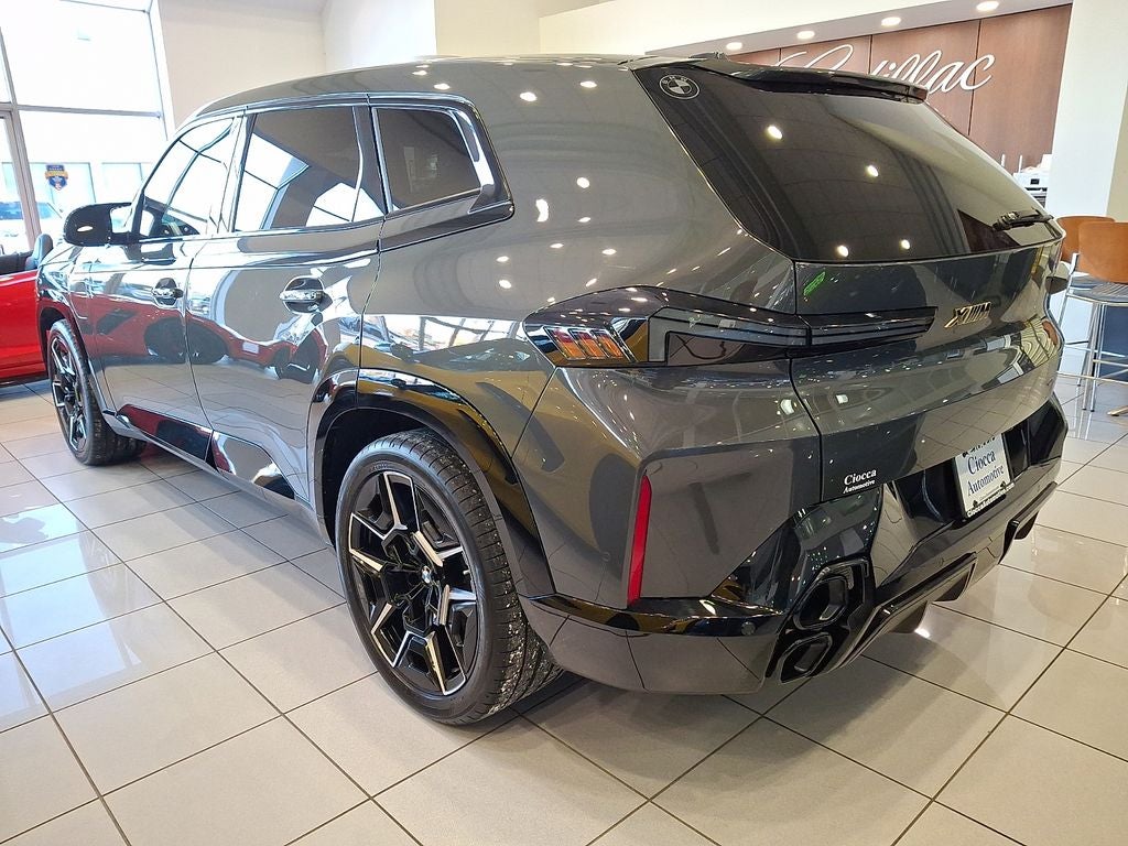 2023 BMW XM Base