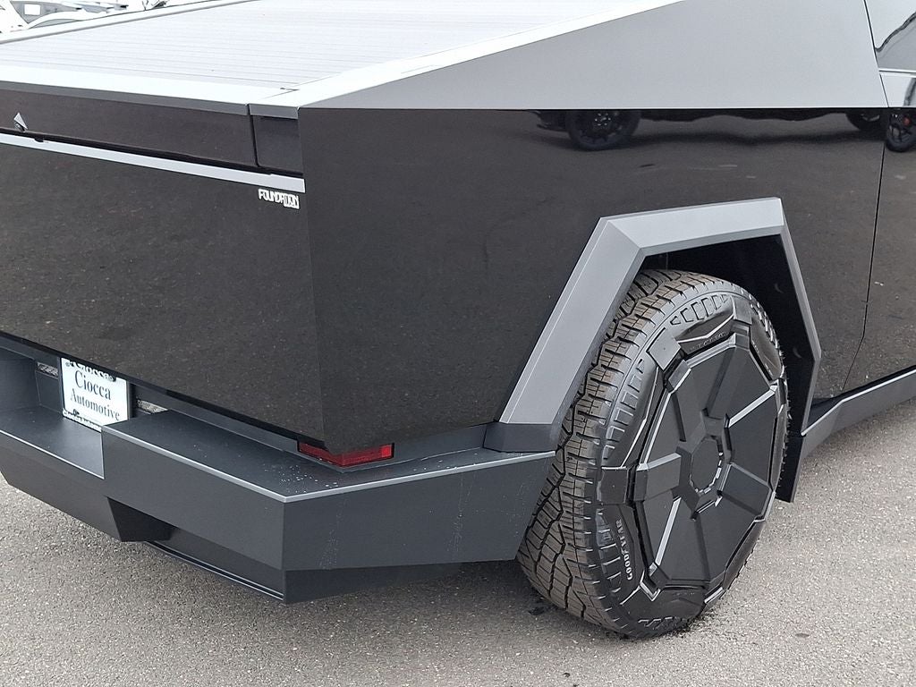 2024 Tesla Cybertruck Cyberbeast
