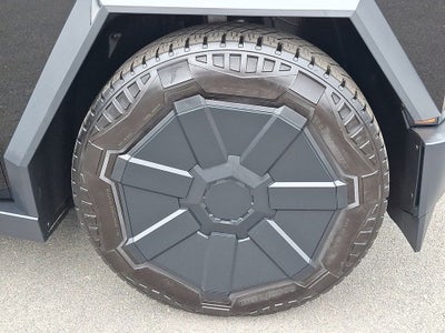 2024 Tesla Cybertruck Cyberbeast