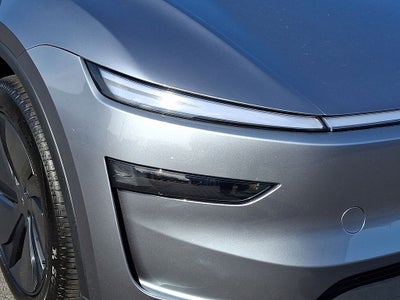 2026 Tesla Model Y Premium
