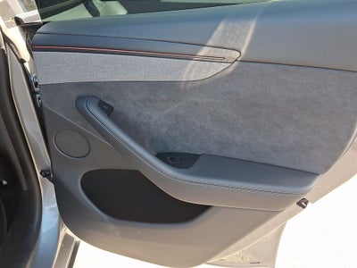 2026 Tesla Model Y Premium