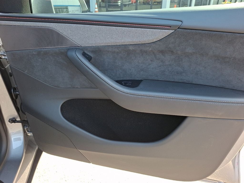 2026 Tesla Model Y Premium