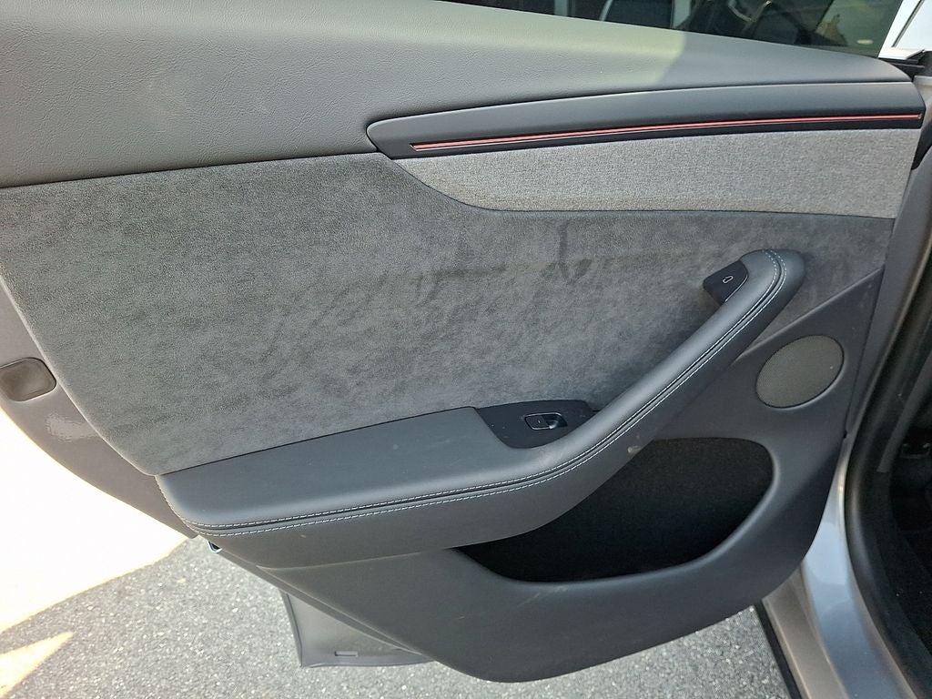 2026 Tesla Model Y Premium