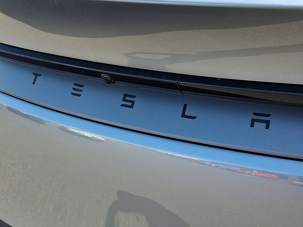 2026 Tesla Model Y Premium