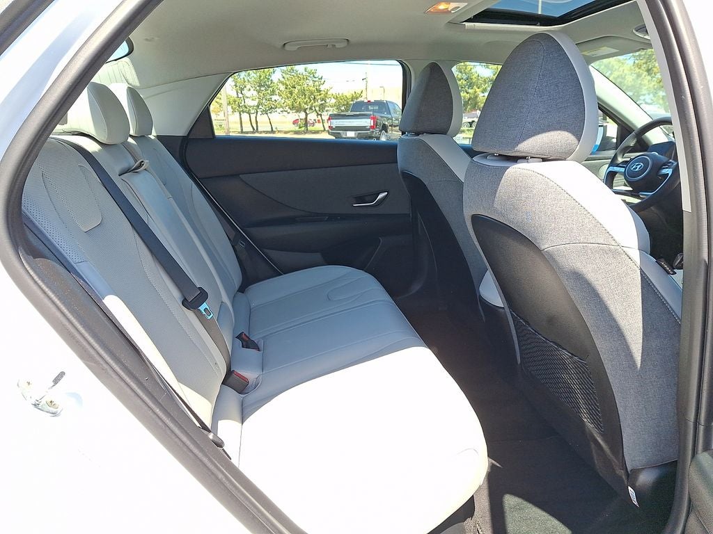 2023 Hyundai Elantra Hybrid Limited