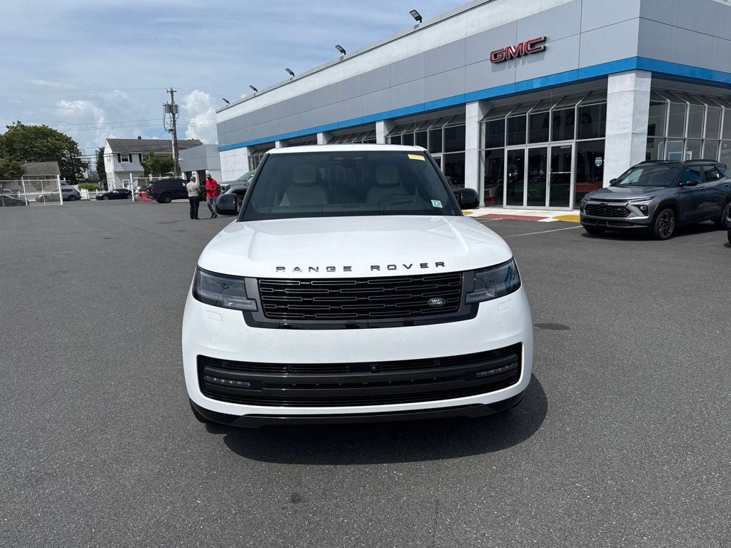2026 Land Rover Range Rover SE LWB