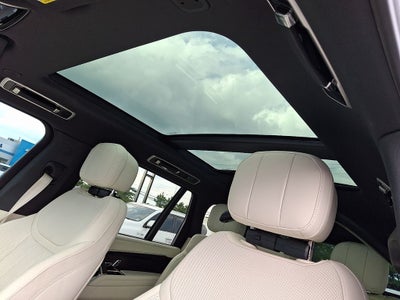 2026 Land Rover Range Rover SE LWB