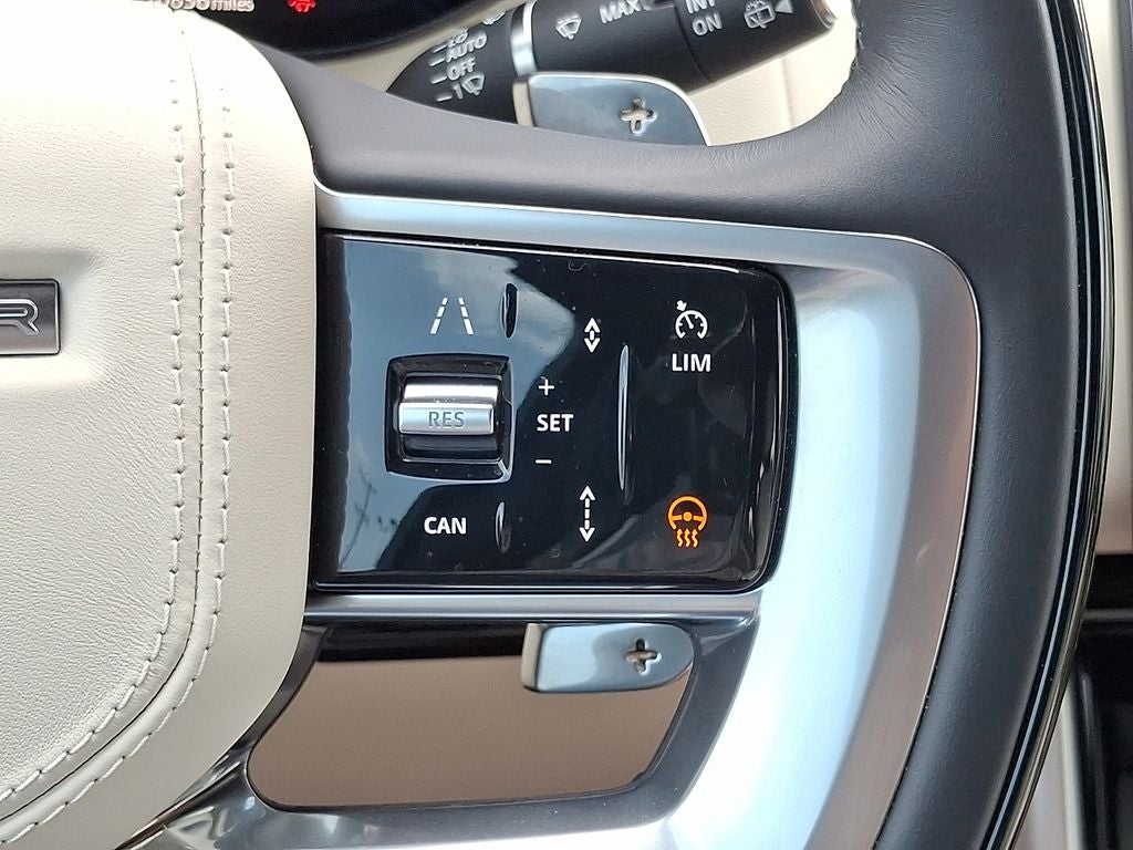 2026 Land Rover Range Rover SE LWB