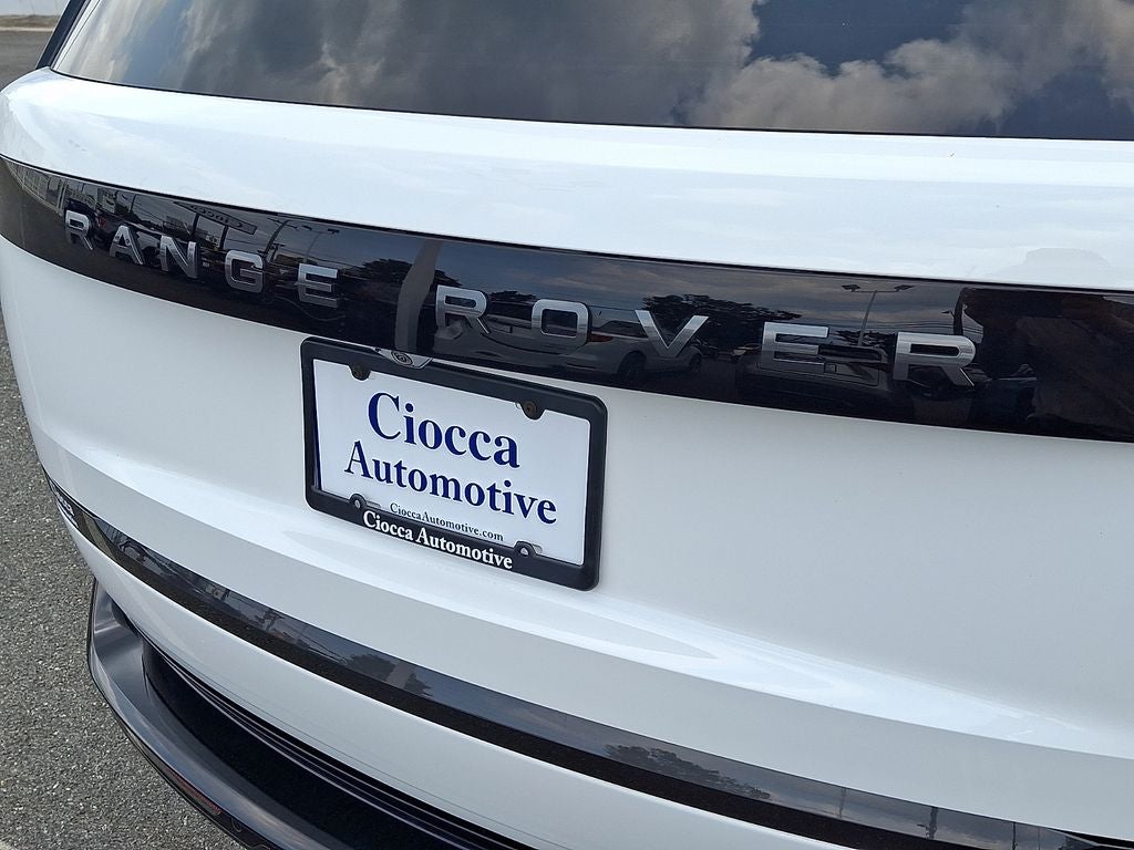 2026 Land Rover Range Rover SE LWB