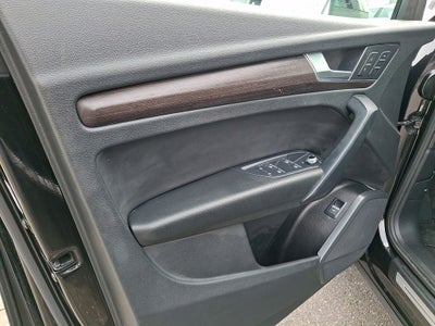 2023 Audi Q5 45 S line Premium quattro