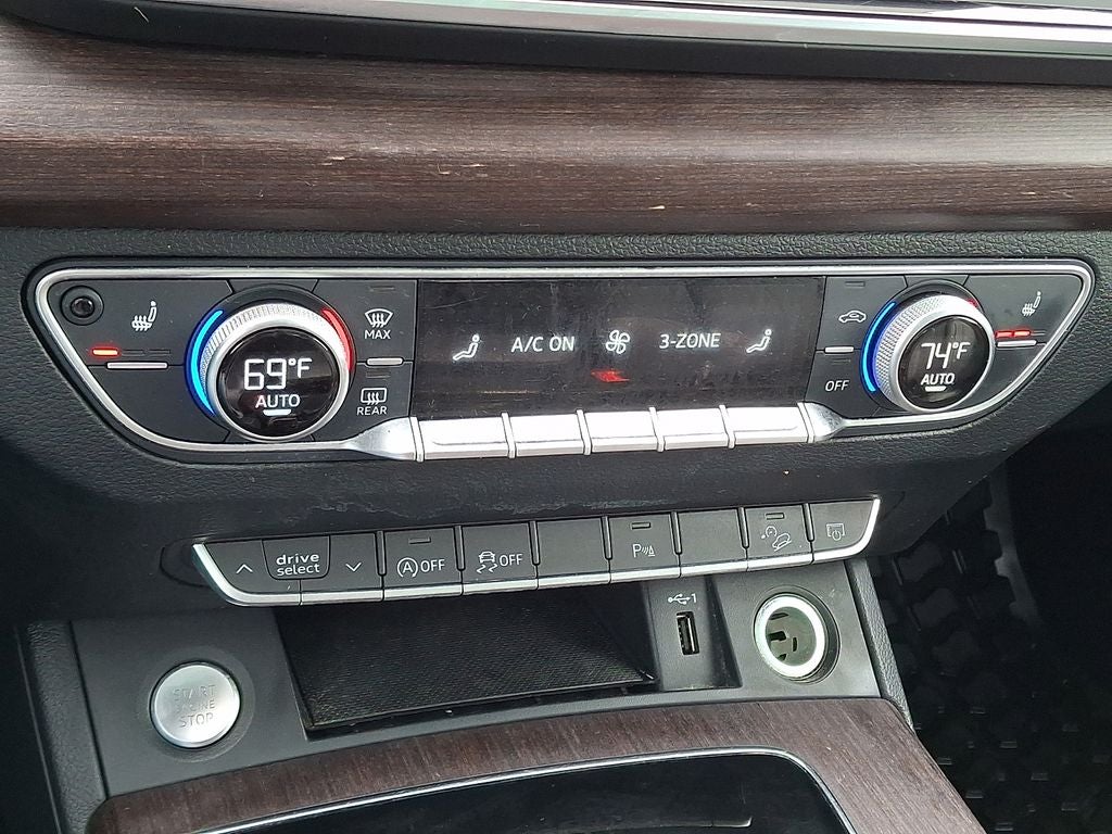 2023 Audi Q5 45 S line Premium quattro