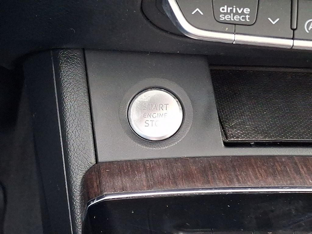 2023 Audi Q5 45 S line Premium quattro