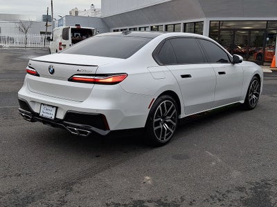 2023 BMW 7 Series 760i xDrive