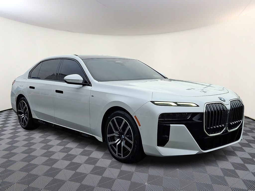 2023 BMW 7 Series 760i xDrive