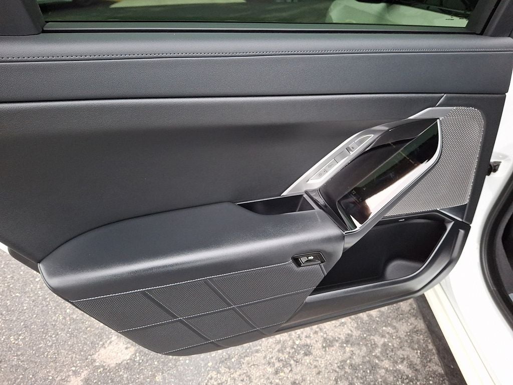 2023 BMW 7 Series 760i xDrive