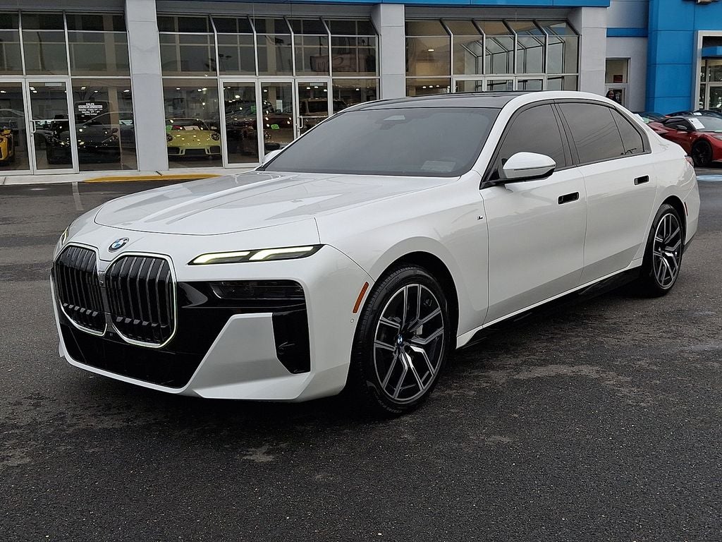 2023 BMW 7 Series 760i xDrive