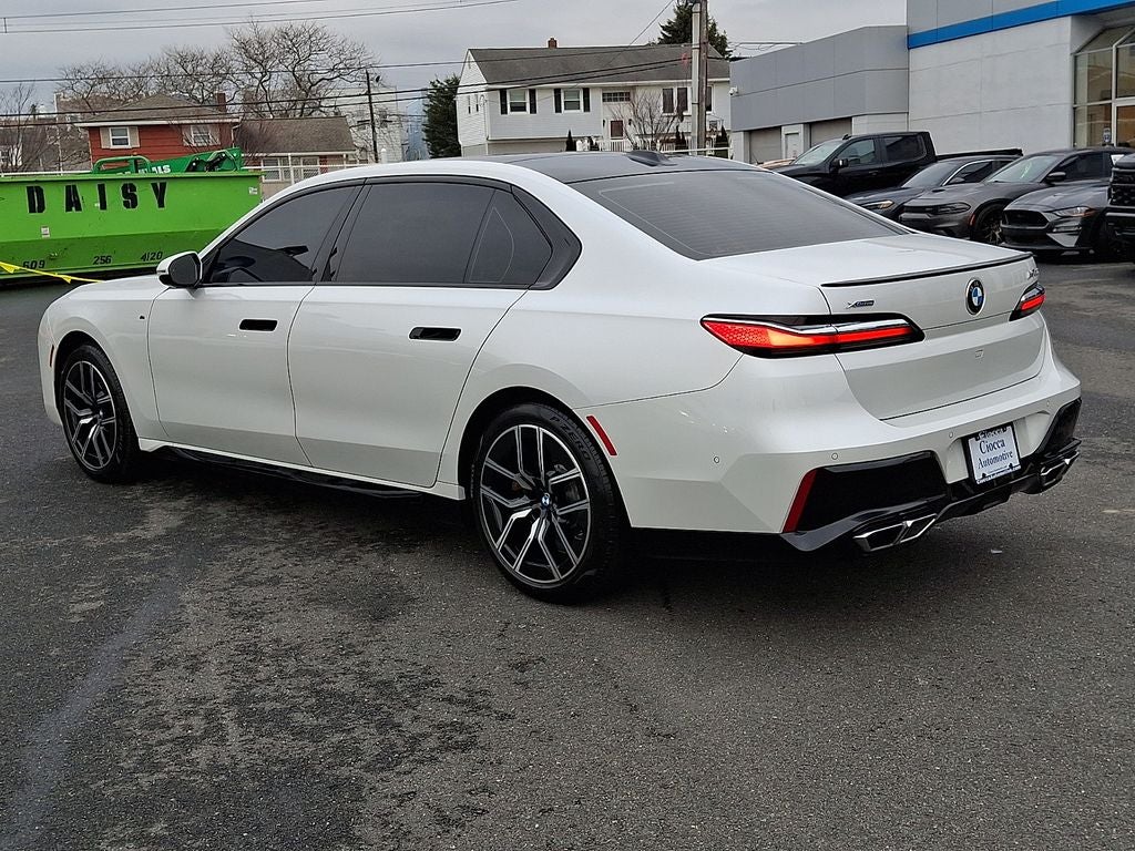 2023 BMW 7 Series 760i xDrive