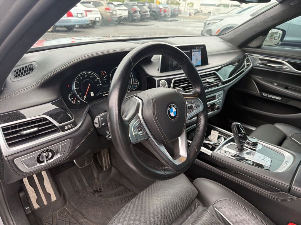 2018 BMW 7 Series 750i