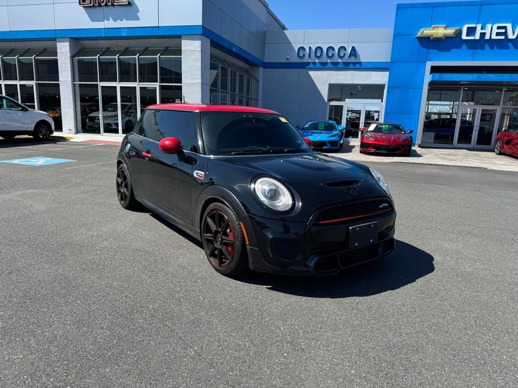 2018 MINI John Cooper Works Base