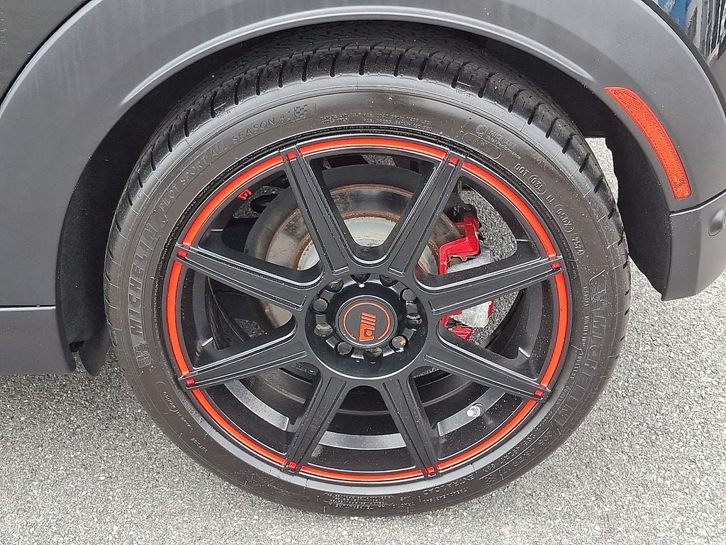 2018 MINI John Cooper Works Base