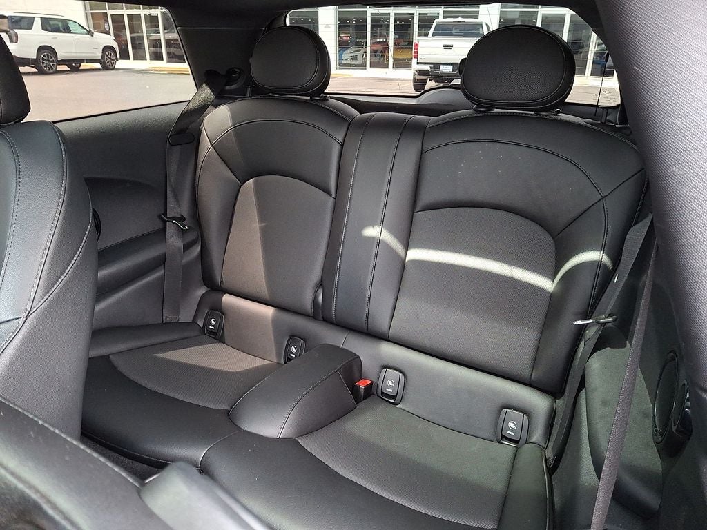 2018 MINI John Cooper Works Base