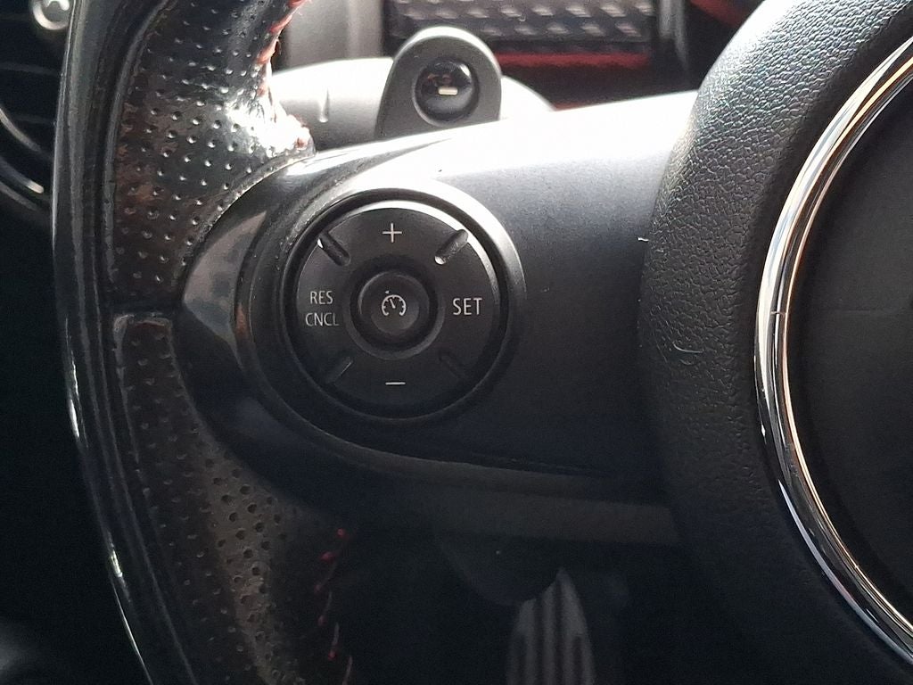 2018 MINI John Cooper Works Base