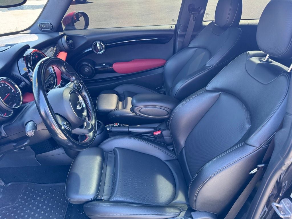 2018 MINI John Cooper Works Base