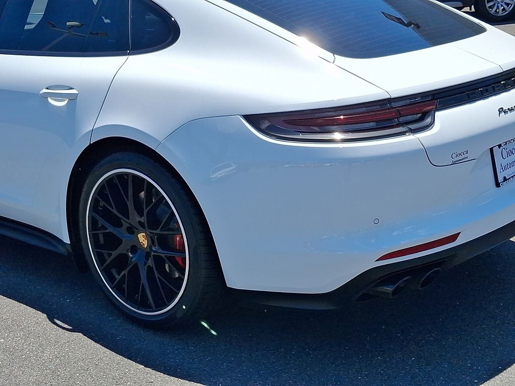 2019 Porsche Panamera GTS