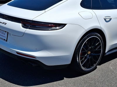 2019 Porsche Panamera GTS