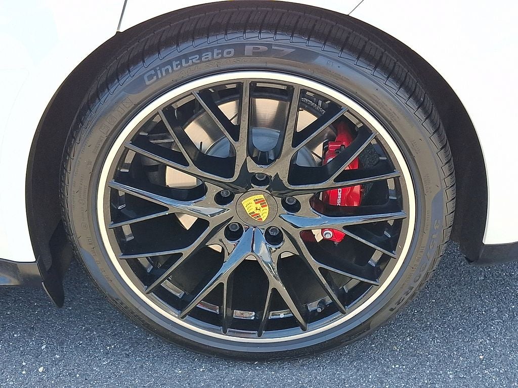 2019 Porsche Panamera GTS