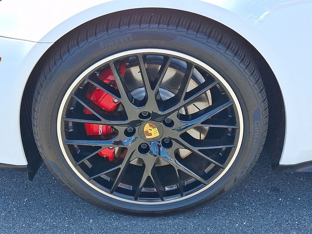 2019 Porsche Panamera GTS