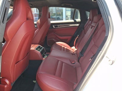 2019 Porsche Panamera GTS
