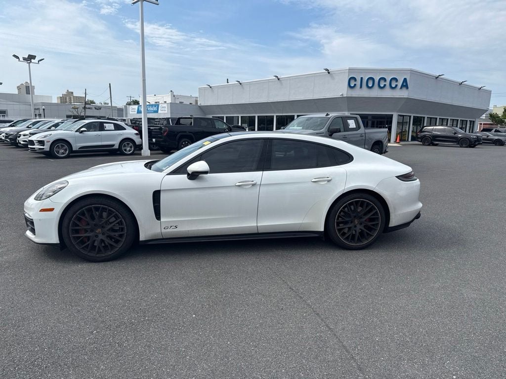 2019 Porsche Panamera GTS