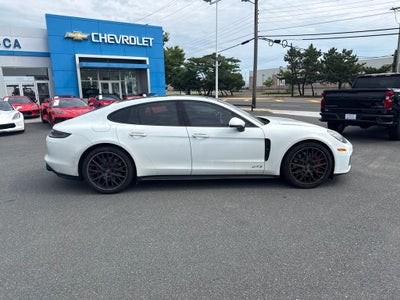2019 Porsche Panamera GTS
