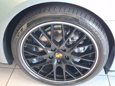 2023 Porsche Panamera 4