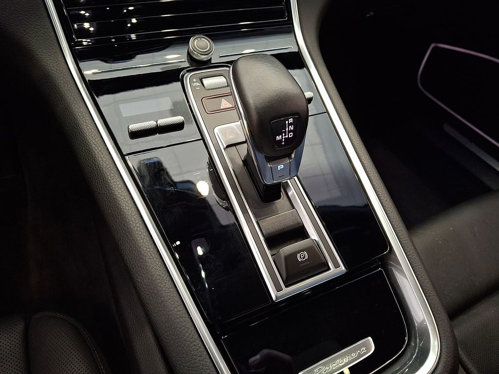 2023 Porsche Panamera 4