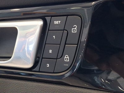 2023 Porsche Panamera 4