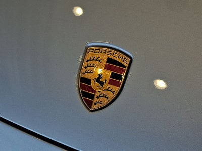2023 Porsche Panamera 4
