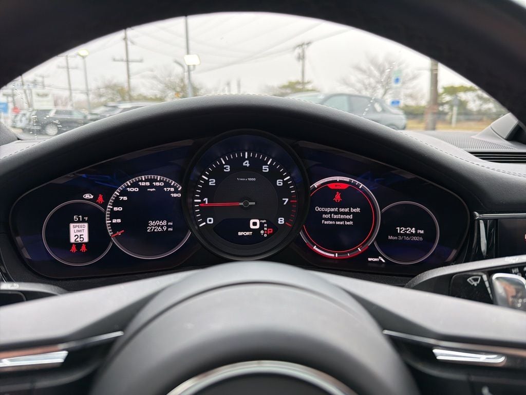 2022 Porsche Panamera 4