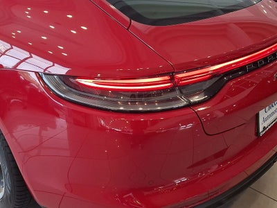 2022 Porsche Panamera 4