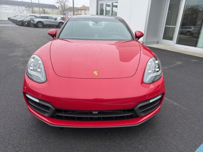 2022 Porsche Panamera 4