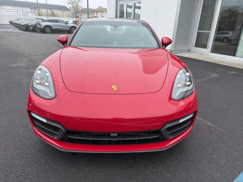 2022 Porsche Panamera 4