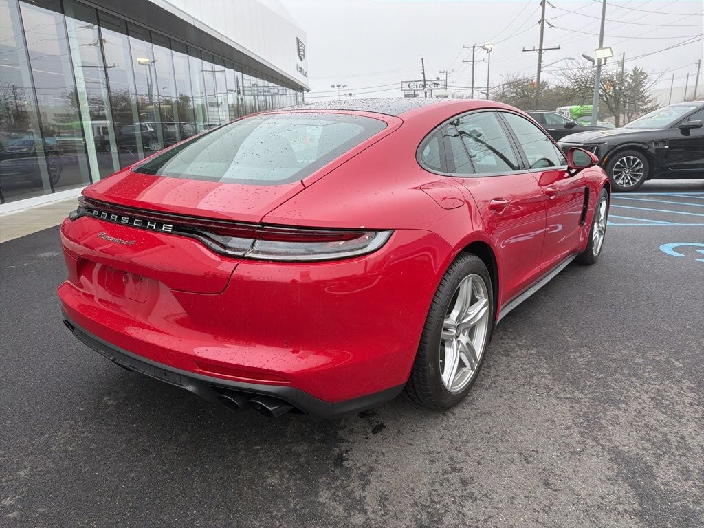 2022 Porsche Panamera 4