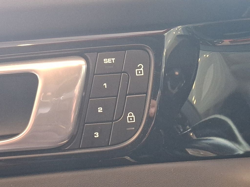 2022 Porsche Panamera 4