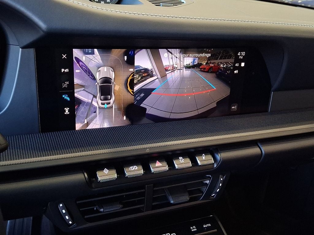 2025 Porsche 911 Carrera