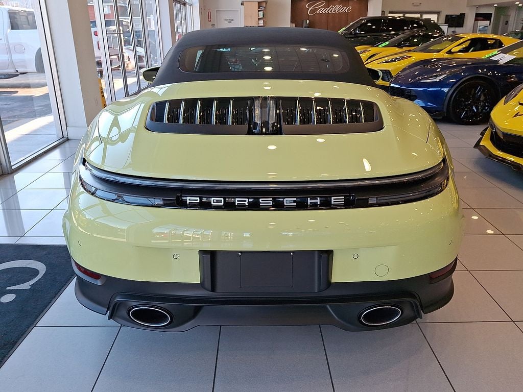 2025 Porsche 911 Carrera